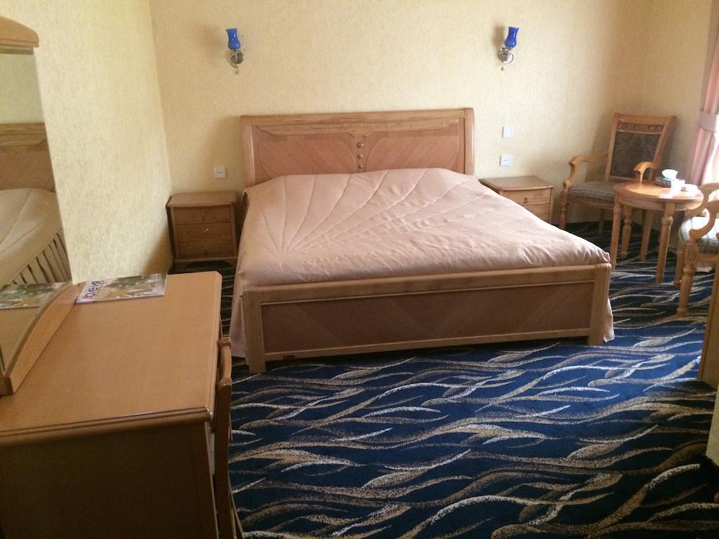 Nairi Hotel Джермук Екстериор снимка