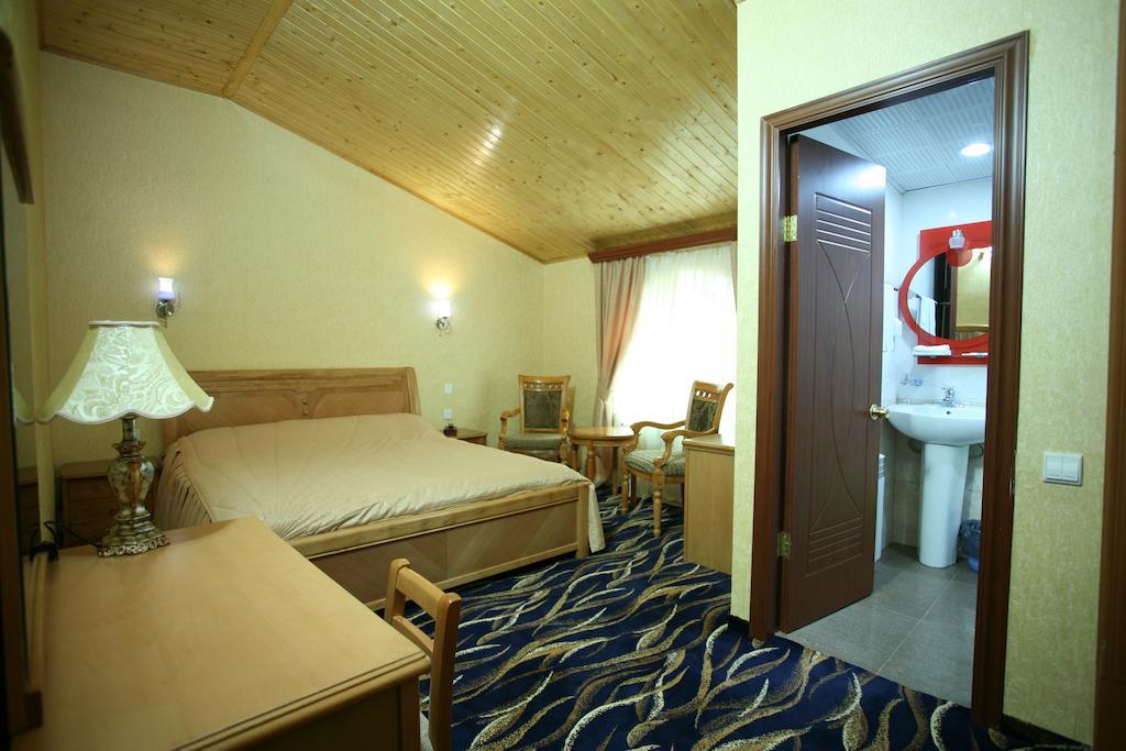 Nairi Hotel Джермук Екстериор снимка