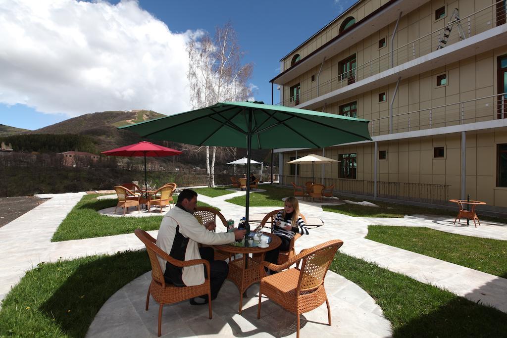 Nairi Hotel Джермук Екстериор снимка