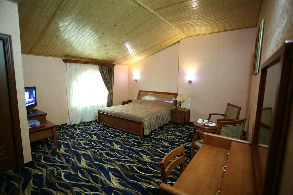 Nairi Hotel Джермук Екстериор снимка