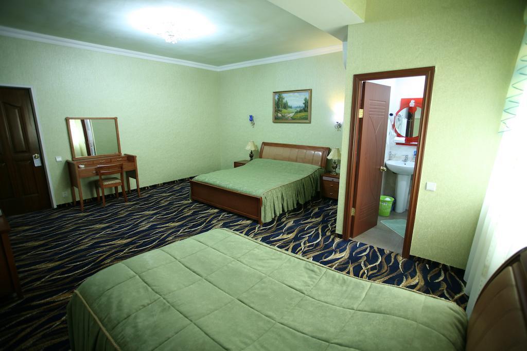 Nairi Hotel Джермук Екстериор снимка