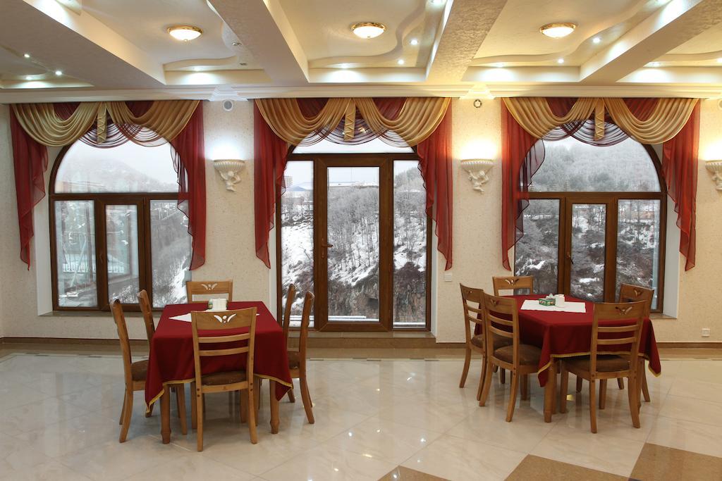 Nairi Hotel Джермук Екстериор снимка